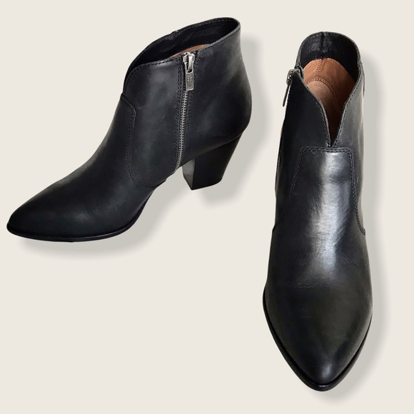 Frye Jennifer Leather Black Casual Ankle Booties - Picture 9 of 14